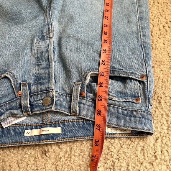 Levi's WEDGIE Premium High Rise Waisted Blue Denim Jeans - Picture 8 of 11